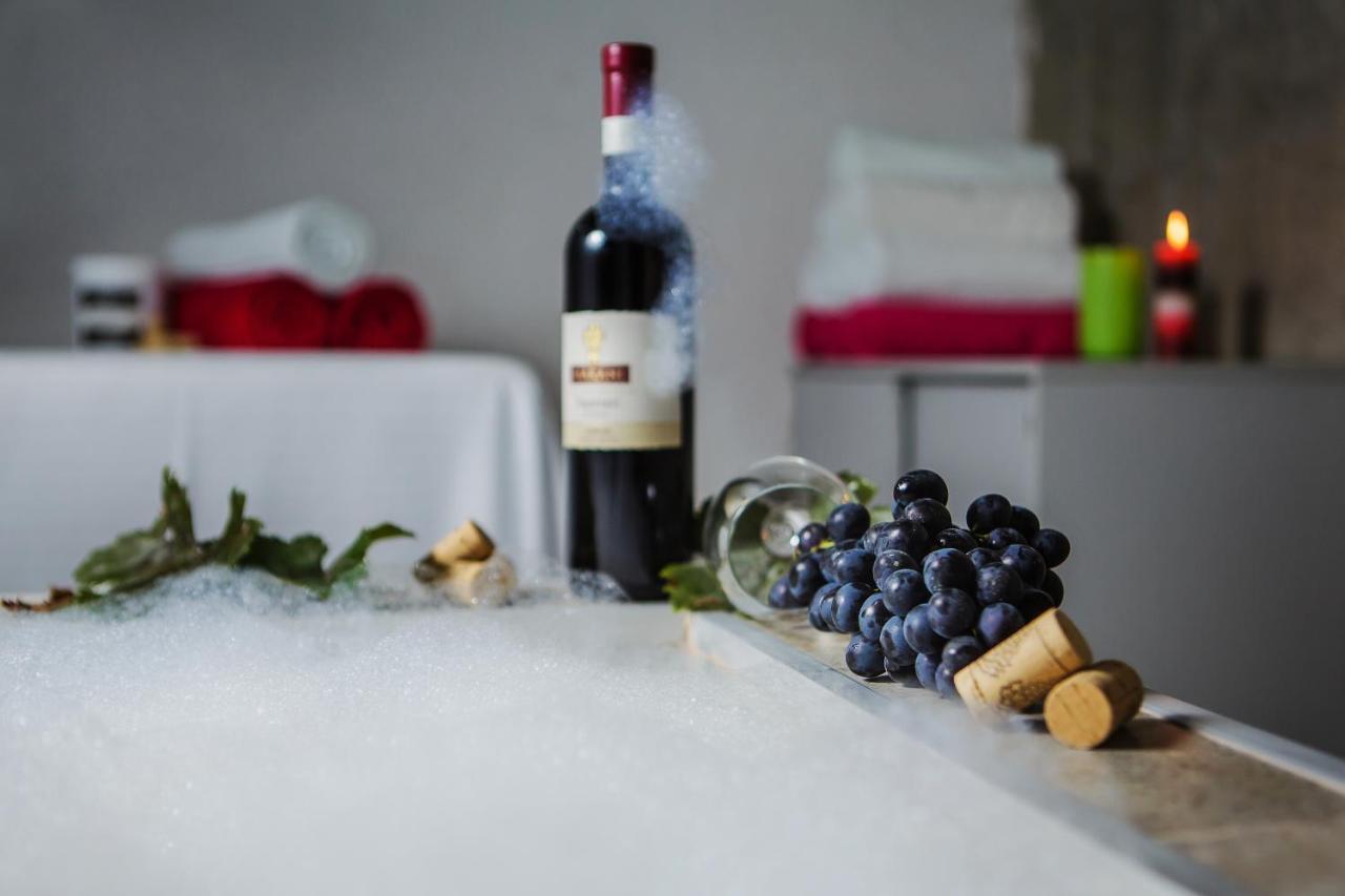 Degustarium Hotel Tbiliszi Kültér fotó